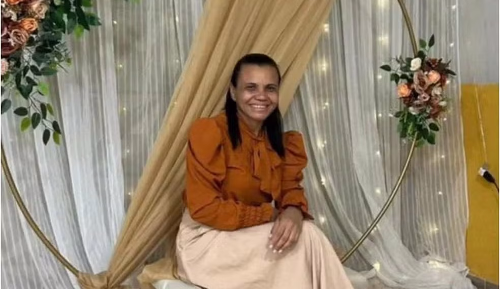 Elisângela Santos Oliveira